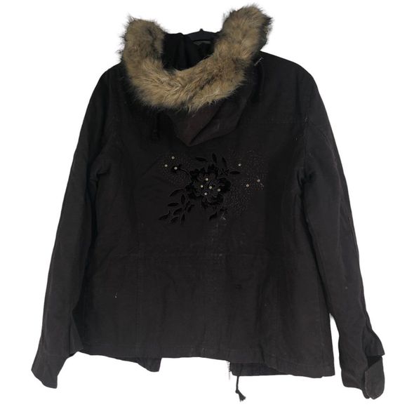 Youth Hooded Jacket, Full Zip, Quilted Liner, Brown, Horn Shaped Buttons, Size M - Picture 2 of 8